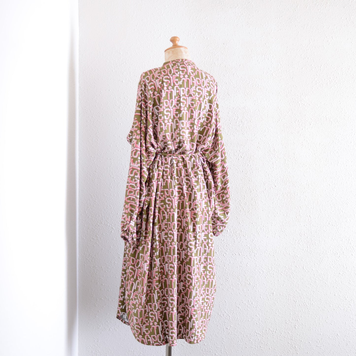 Viscose Text Print Dress Khaki×Pink