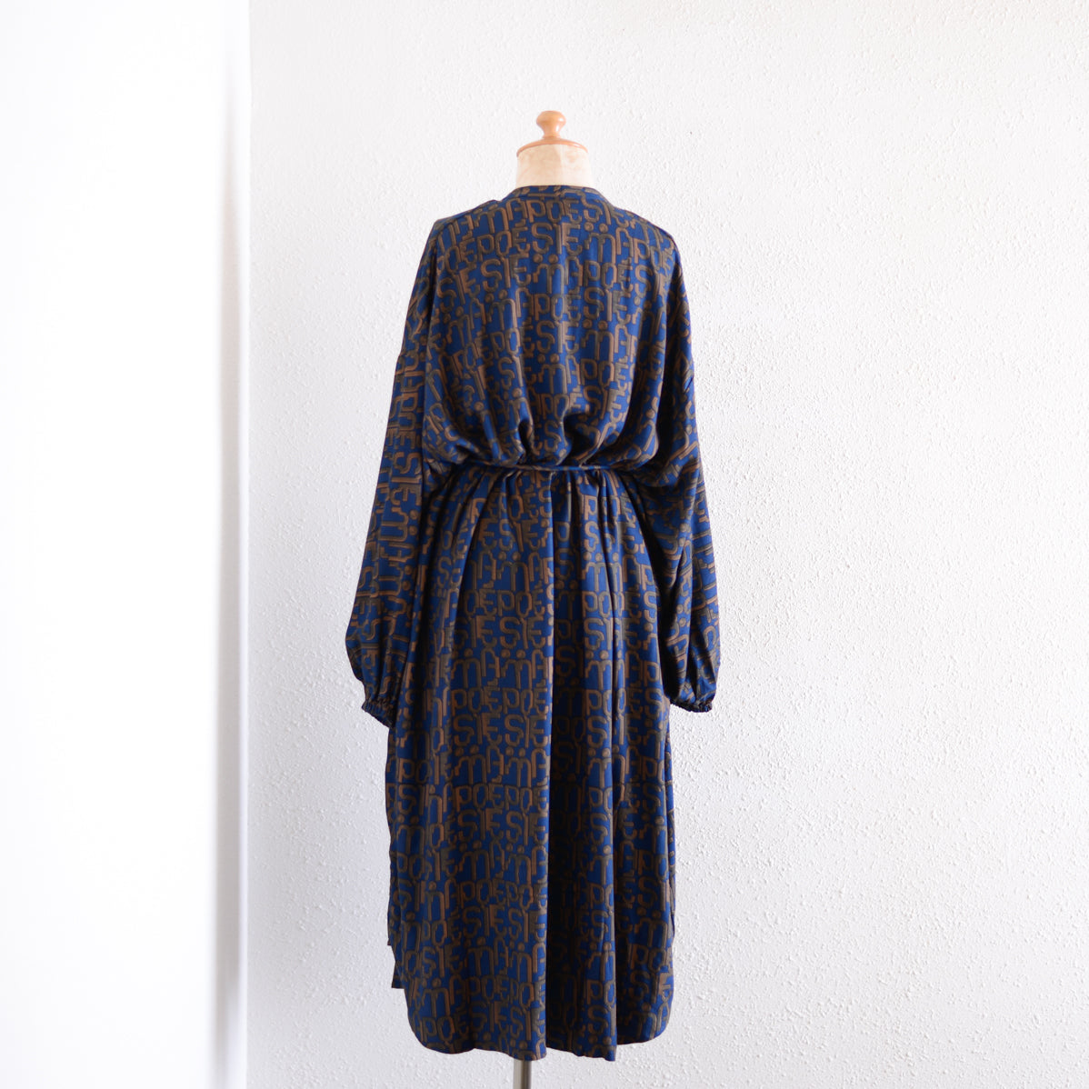 Viscose Text Print Dress Navy x Brown