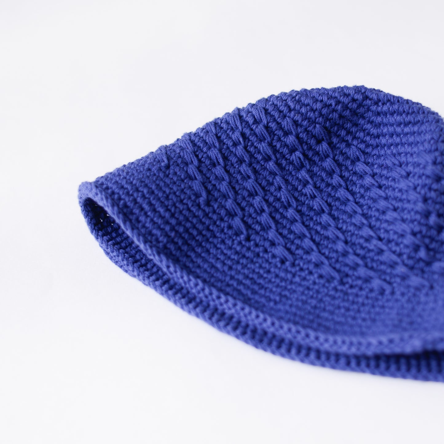 ハンドニティッドクロシェハット Blue
