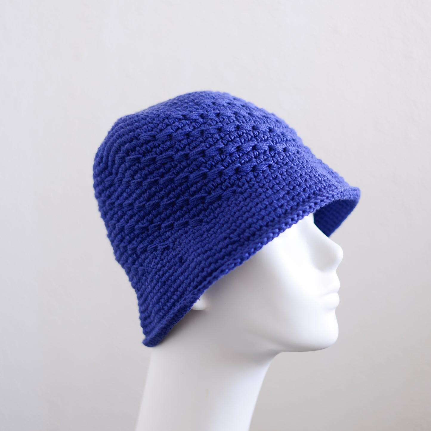 ハンドニティッドクロシェハット Blue