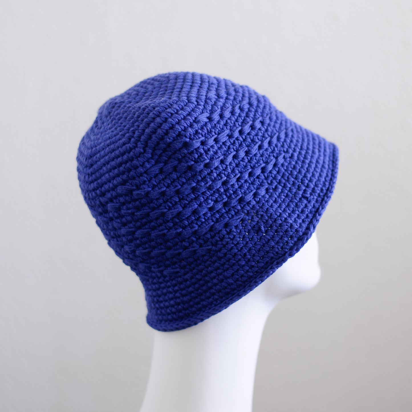 ハンドニティッドクロシェハット Blue