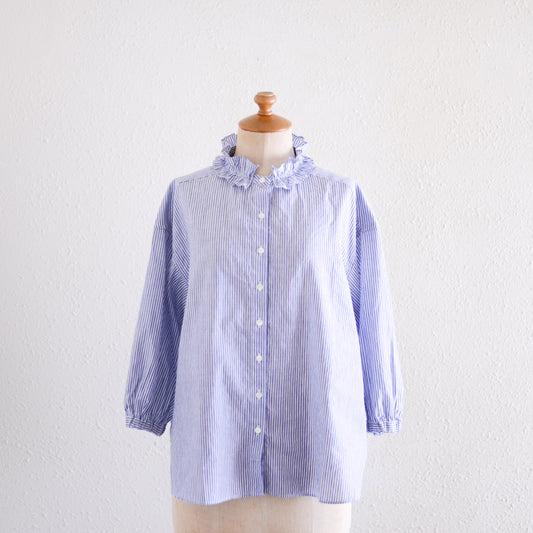コットンリネンフリルカラー七分袖シャツ Off White ×Navy