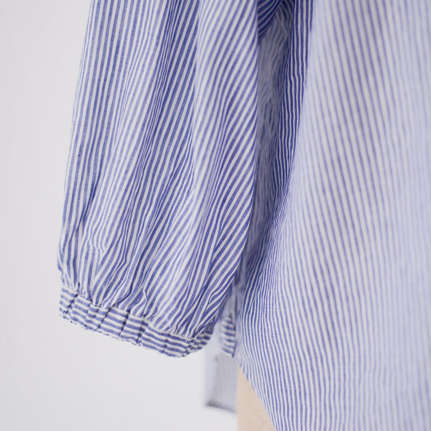 Cotton Linen Frill Collar 3/4 Sleeve Shirt Off White x Navy