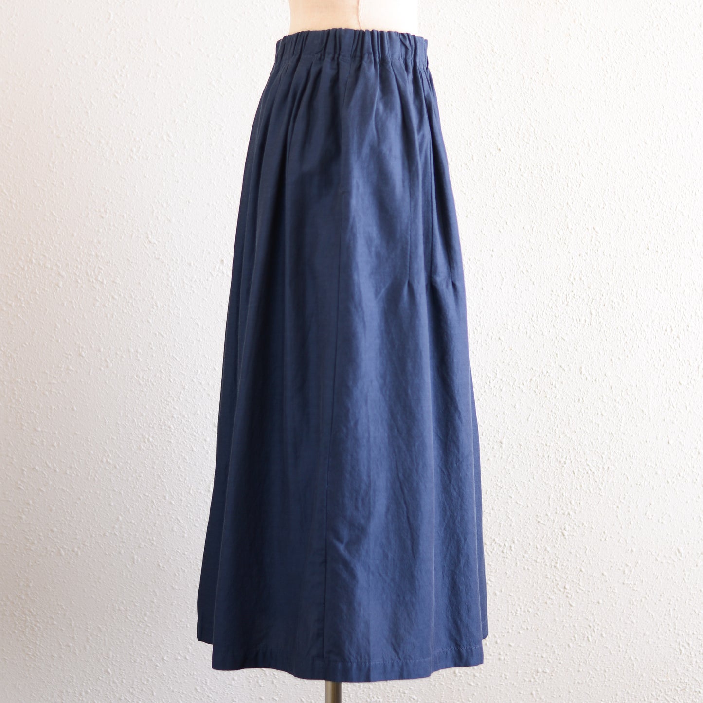 Cotton Cupro Wool Tuck Easy Skirt Black Navy