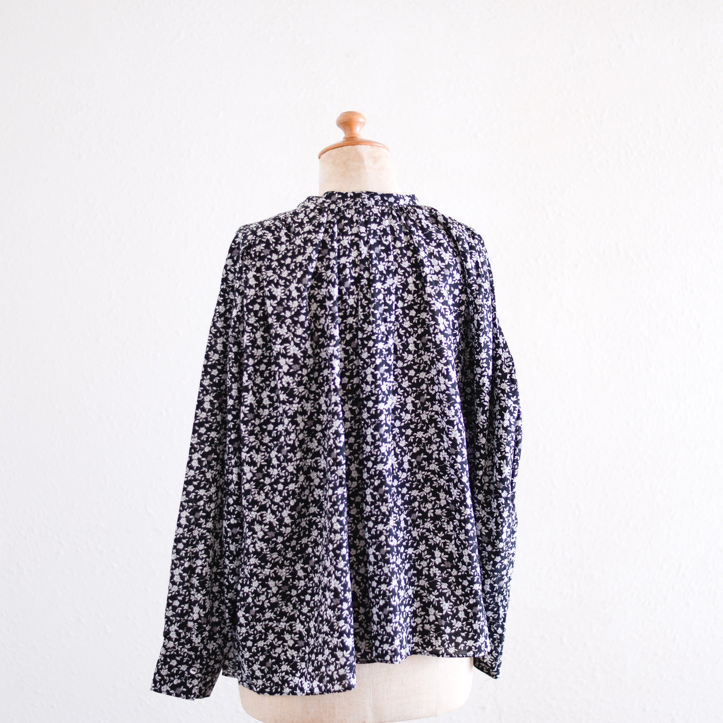 Cotton Cupra Flower Blouse Black