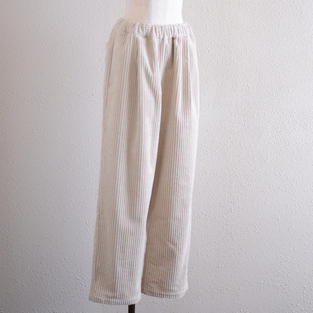 Corduroy wide pants Beige