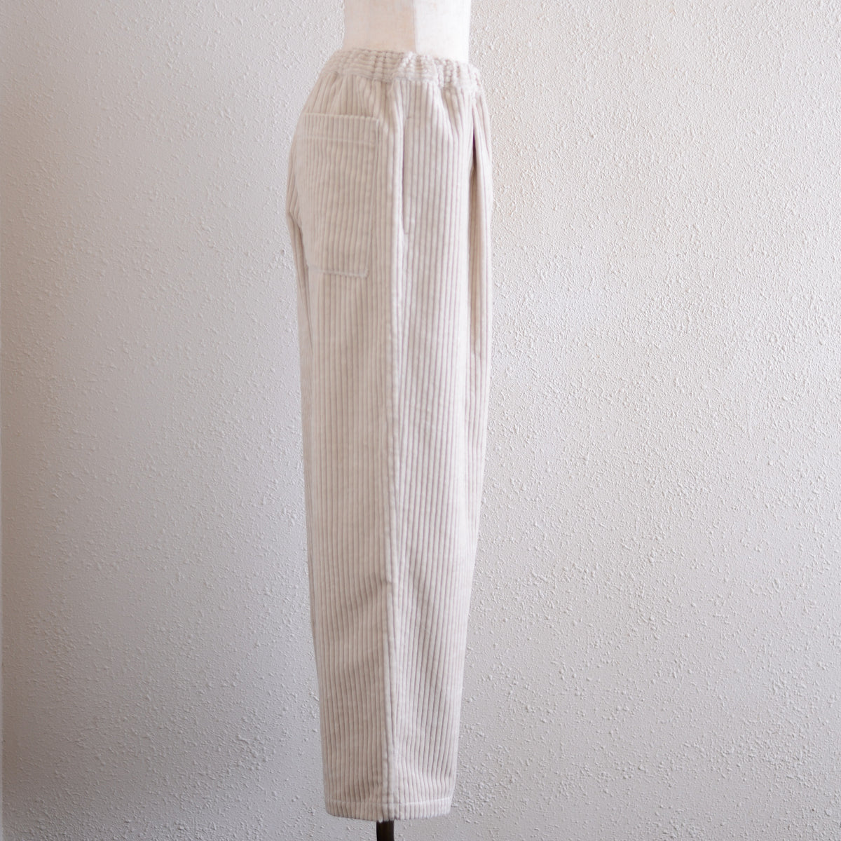 Corduroy wide pants Beige