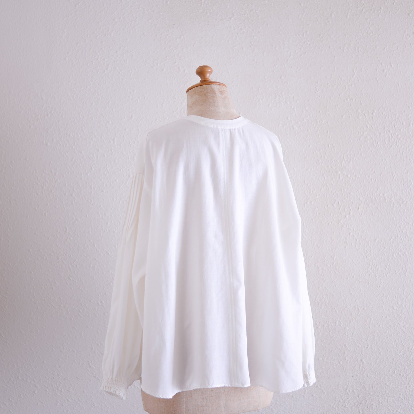 Cotton cupra wool pin tuck 2-way blouse