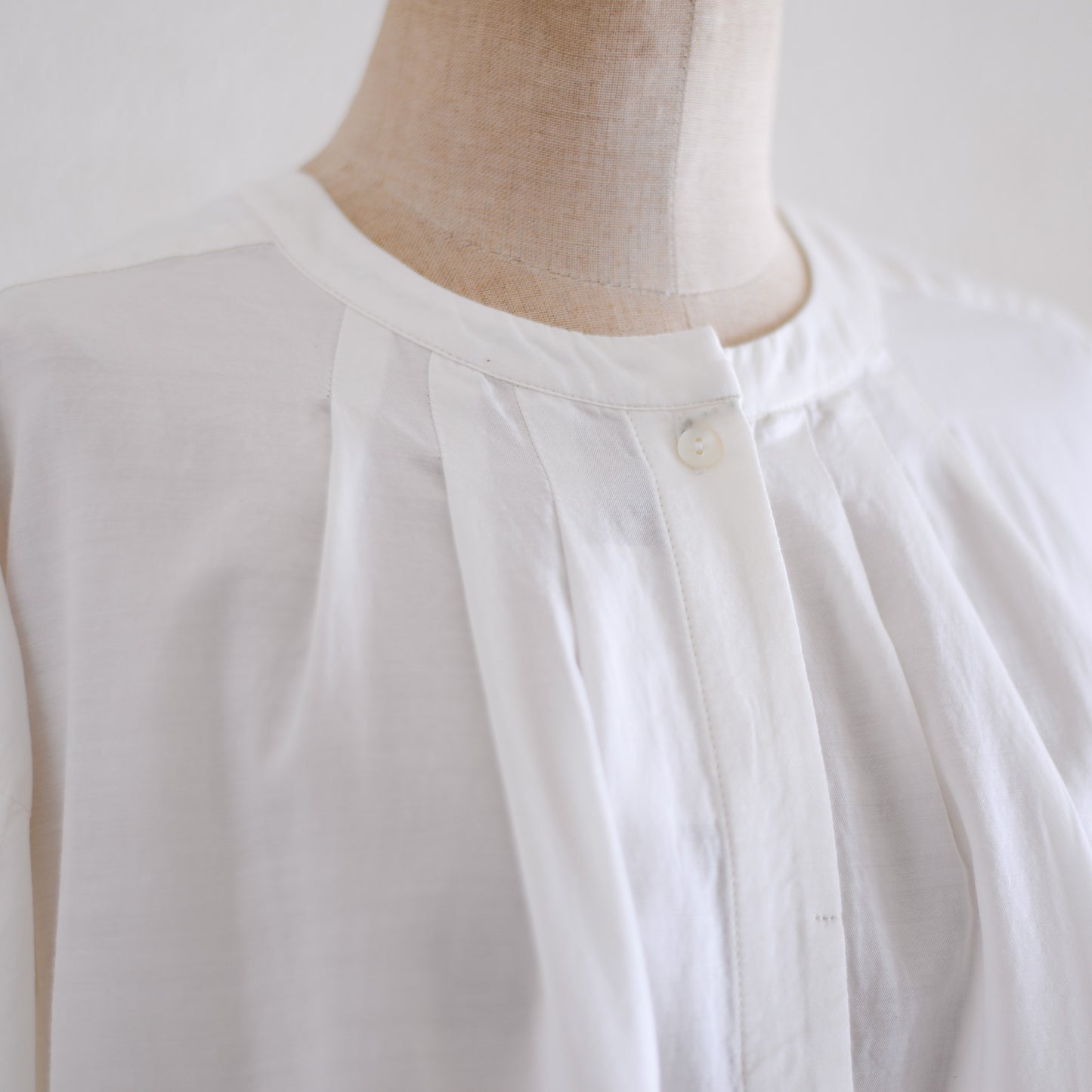 Cotton cupra wool pin tuck 2-way blouse