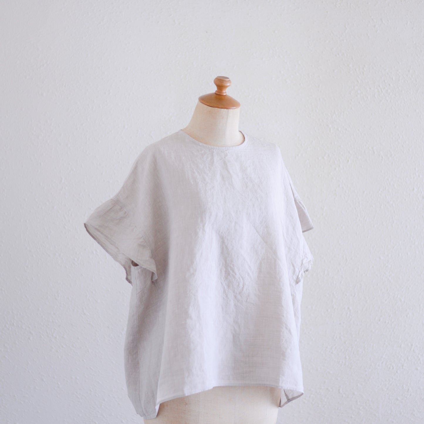 Linen Ramie Gathered Sleeve Blouse Beige