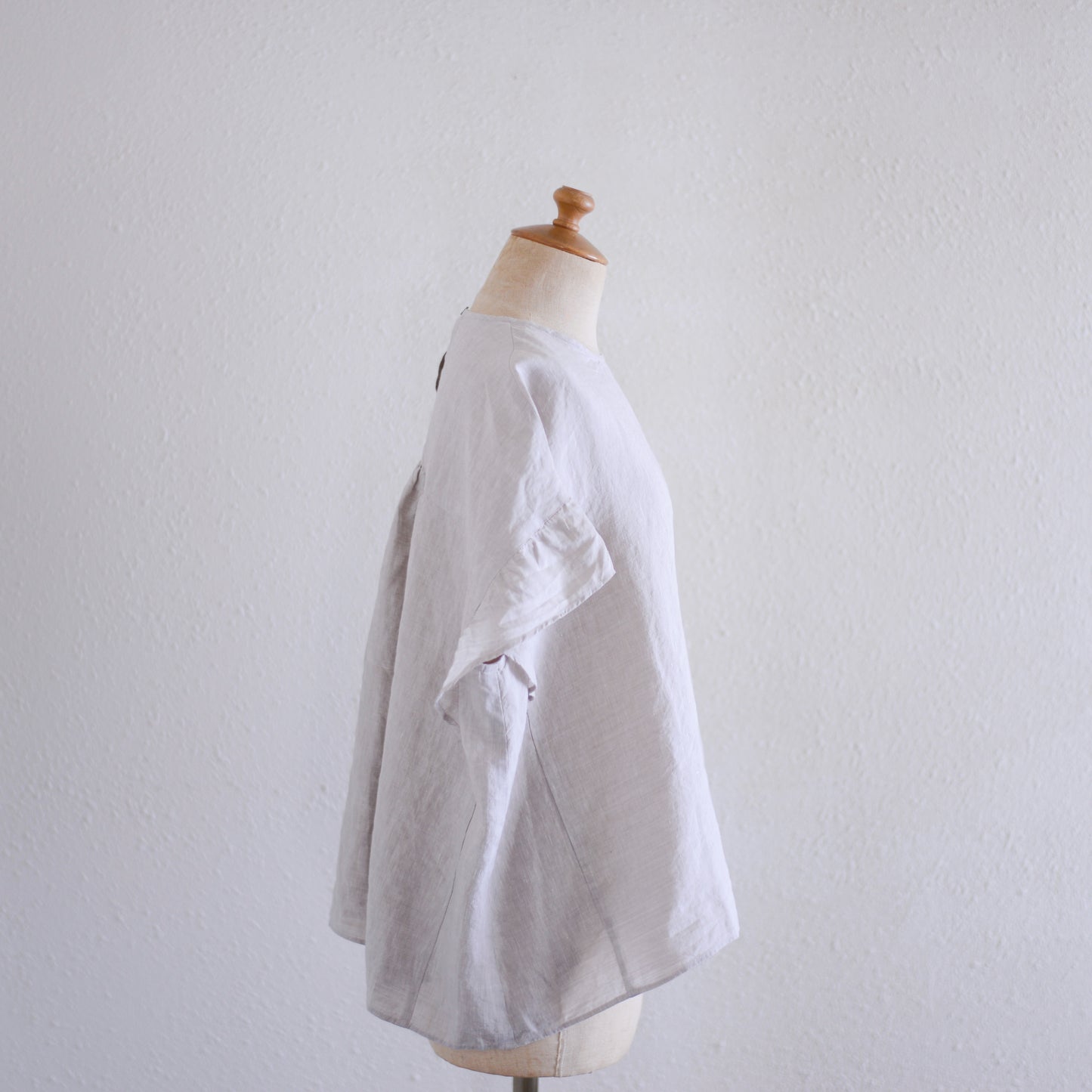 Linen Ramie Gathered Sleeve Blouse Beige