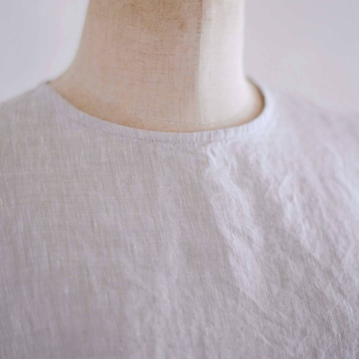 Linen Ramie Gathered Sleeve Blouse Beige