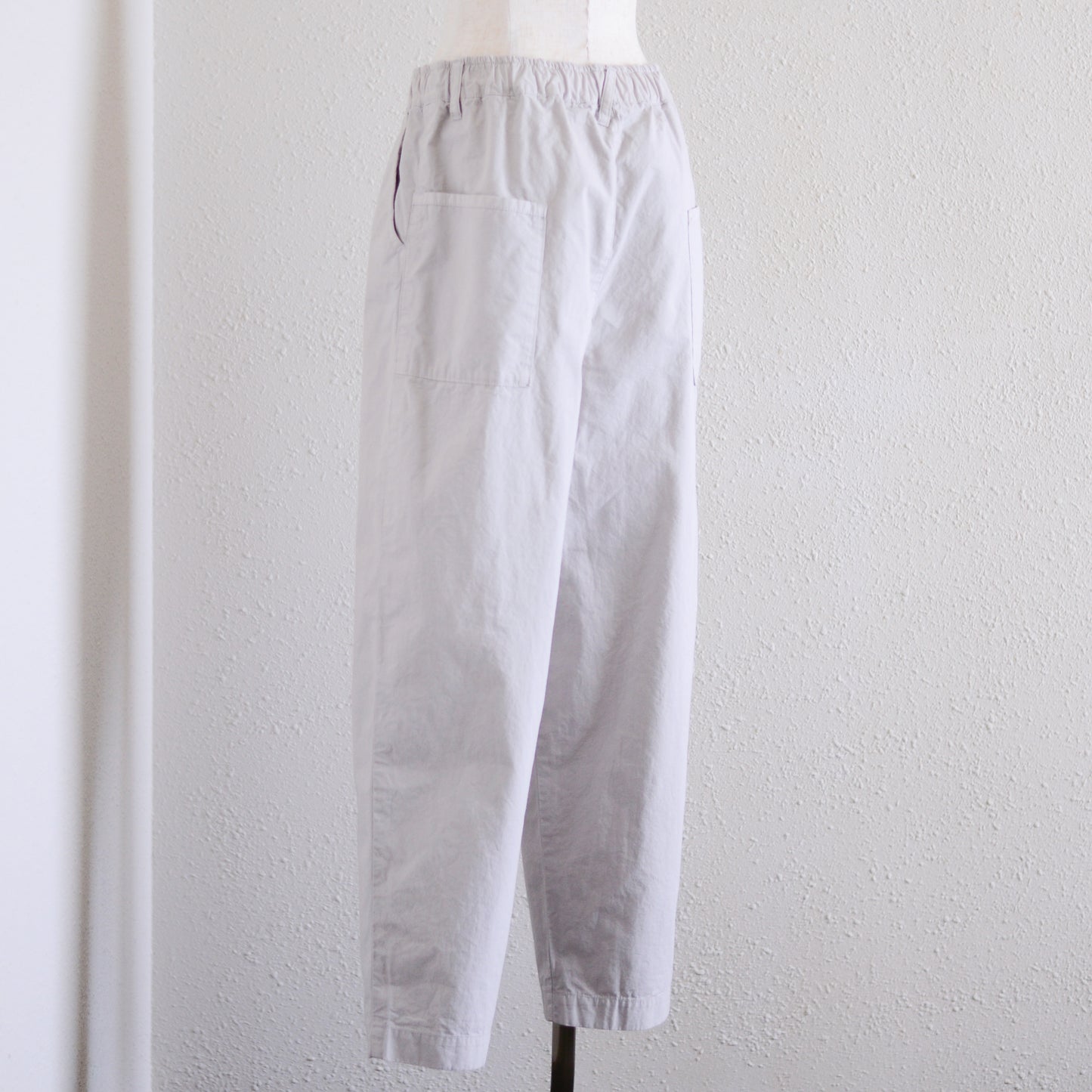 コットンオーバルテーパードパンツ Grayge