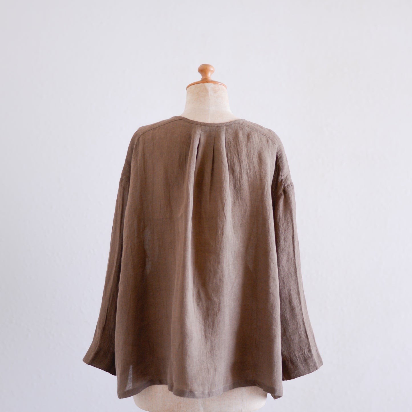 リネンクルーネック七分袖カーディガン Brown