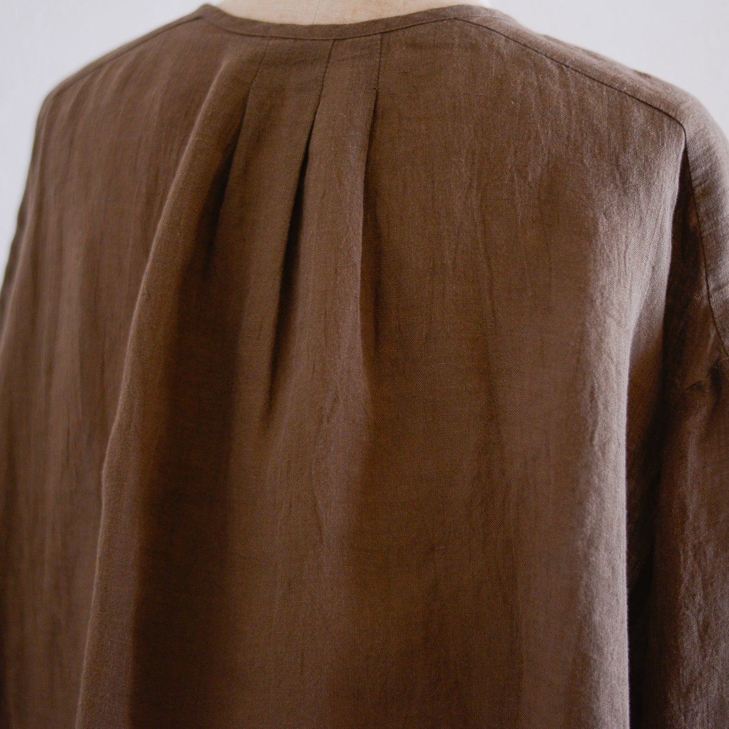 リネンクルーネック七分袖カーディガン Brown