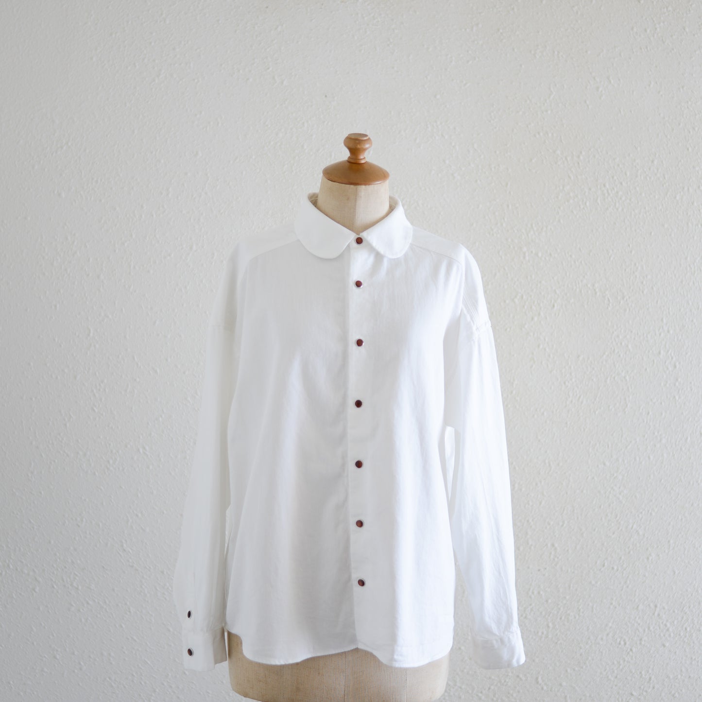 코튼 데님 라운드 컬러 셔츠 Off White