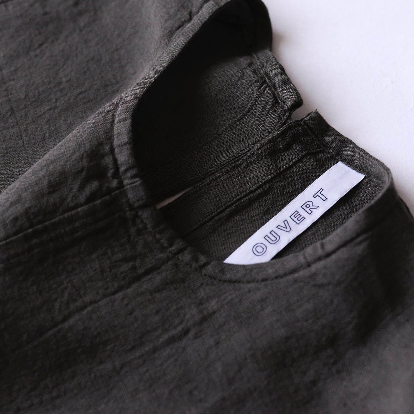 リネンスリーブレスロングワンピース Charcoal Gray