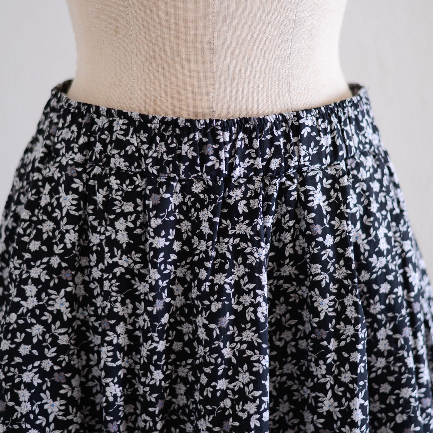 Cotton Cupra Flower Blouse Black