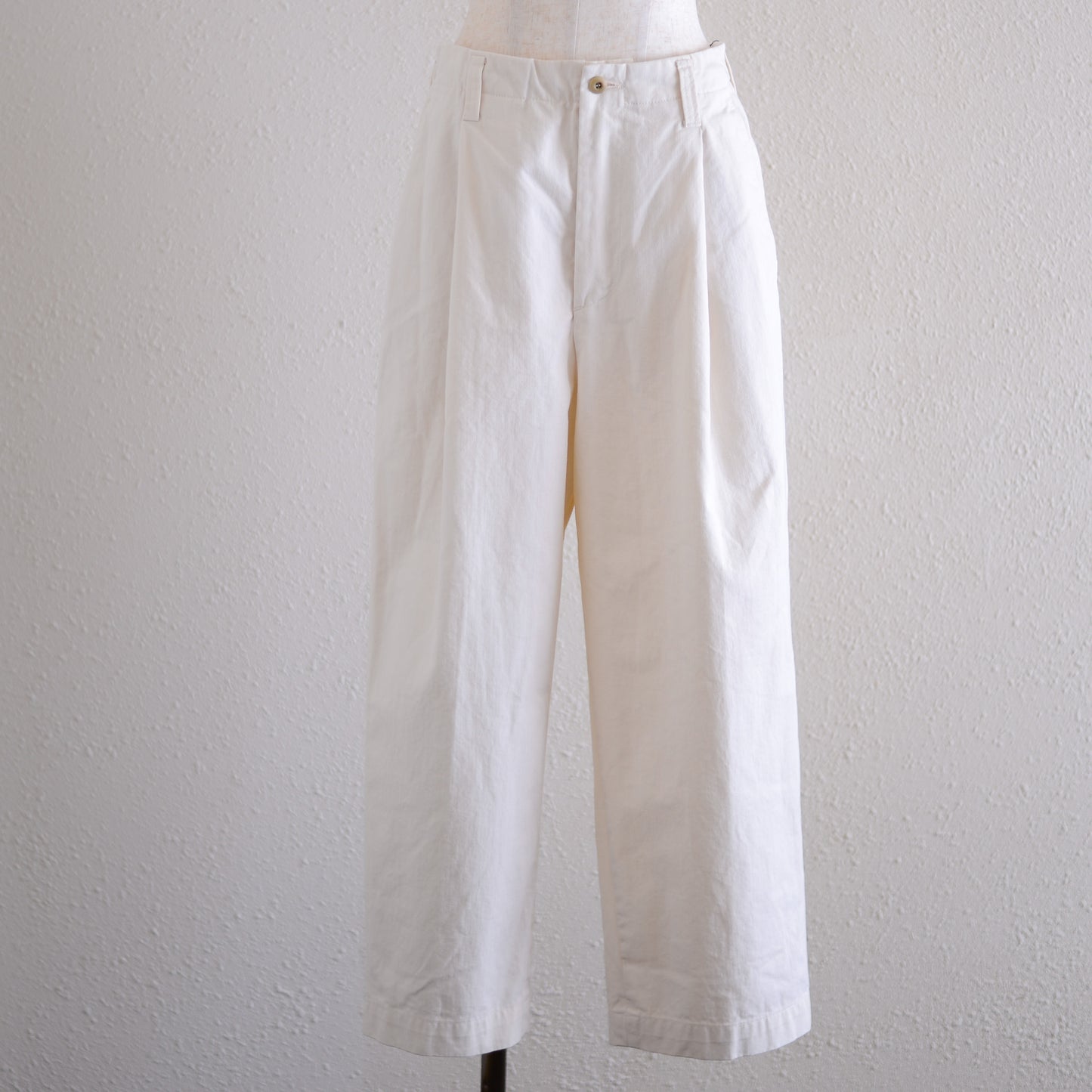 コットンテーパードチノパンツ Ivory