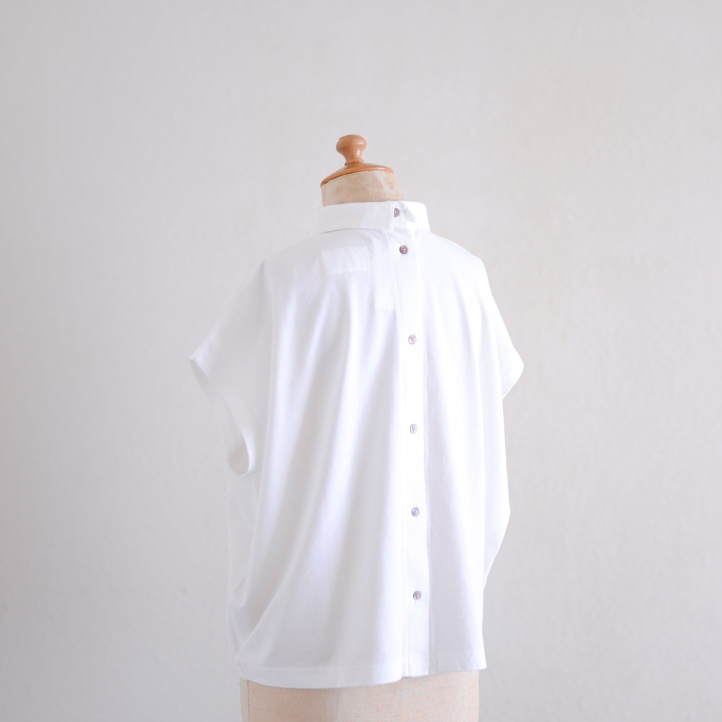 コットン鹿子ラウンドカラープルオーバー Off White