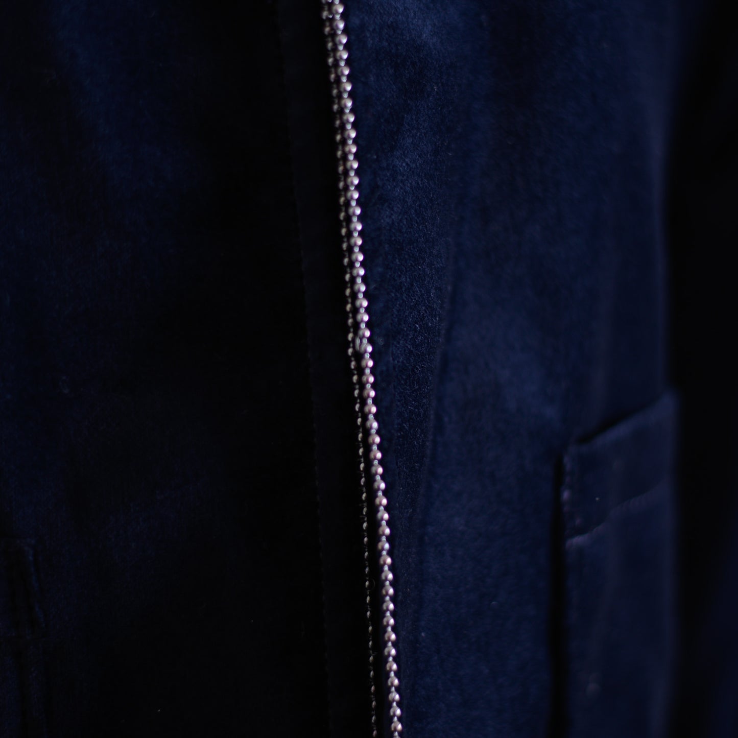 Velvet gathered sleeve short jacket Navy