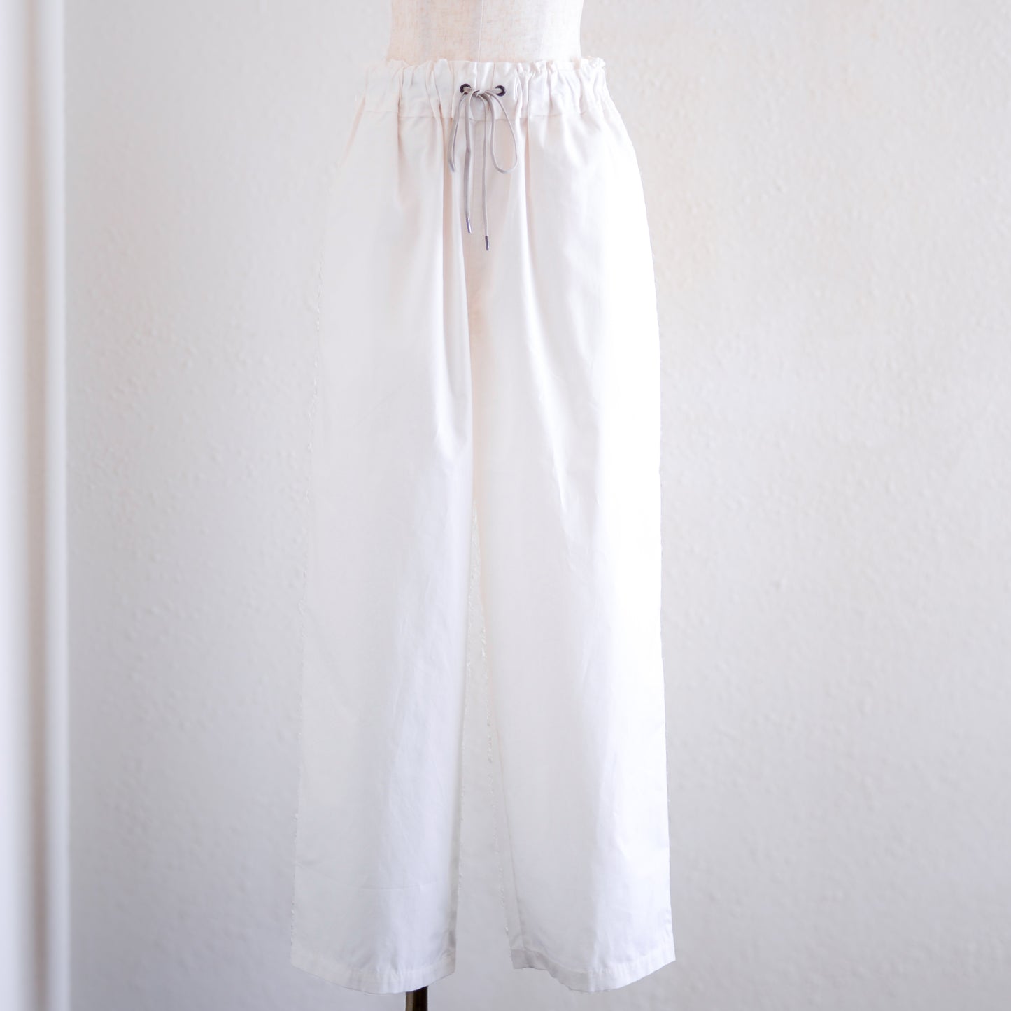 コットンドローコードパンツ White