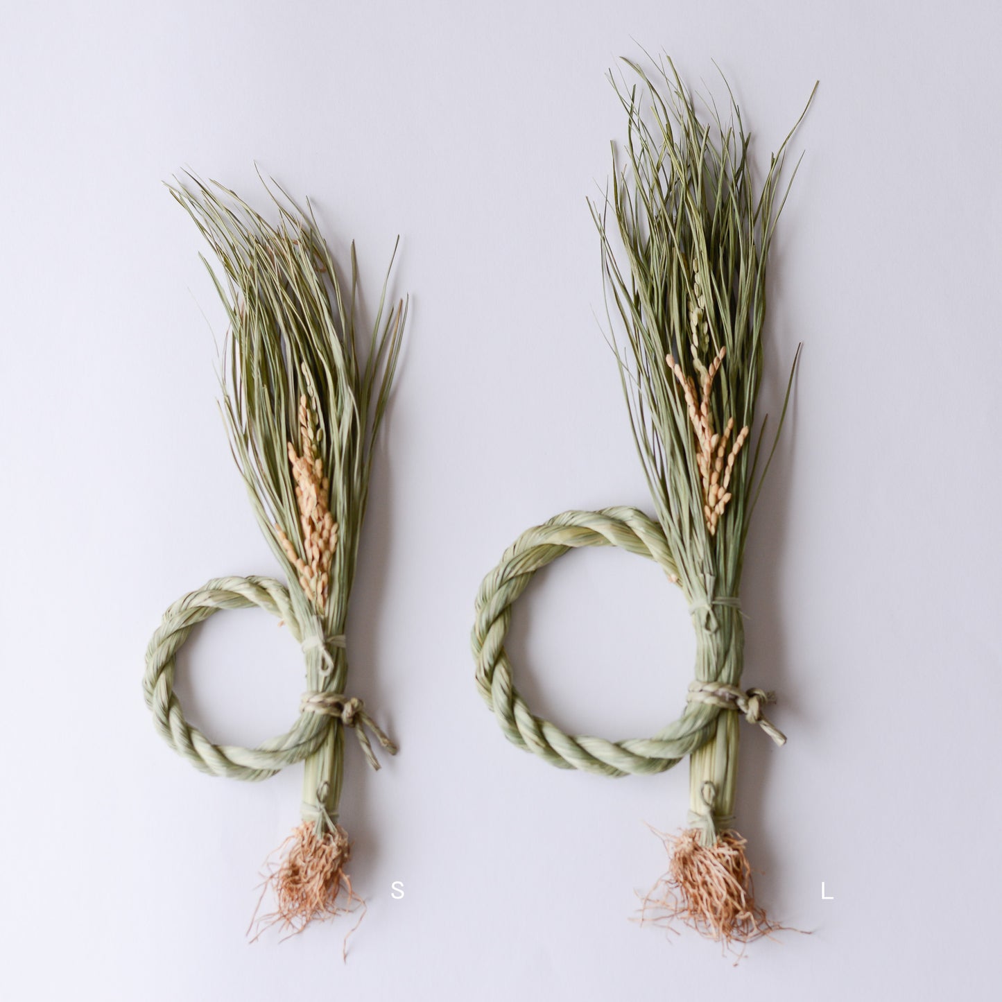 Straw rice ear decoration with roots, small