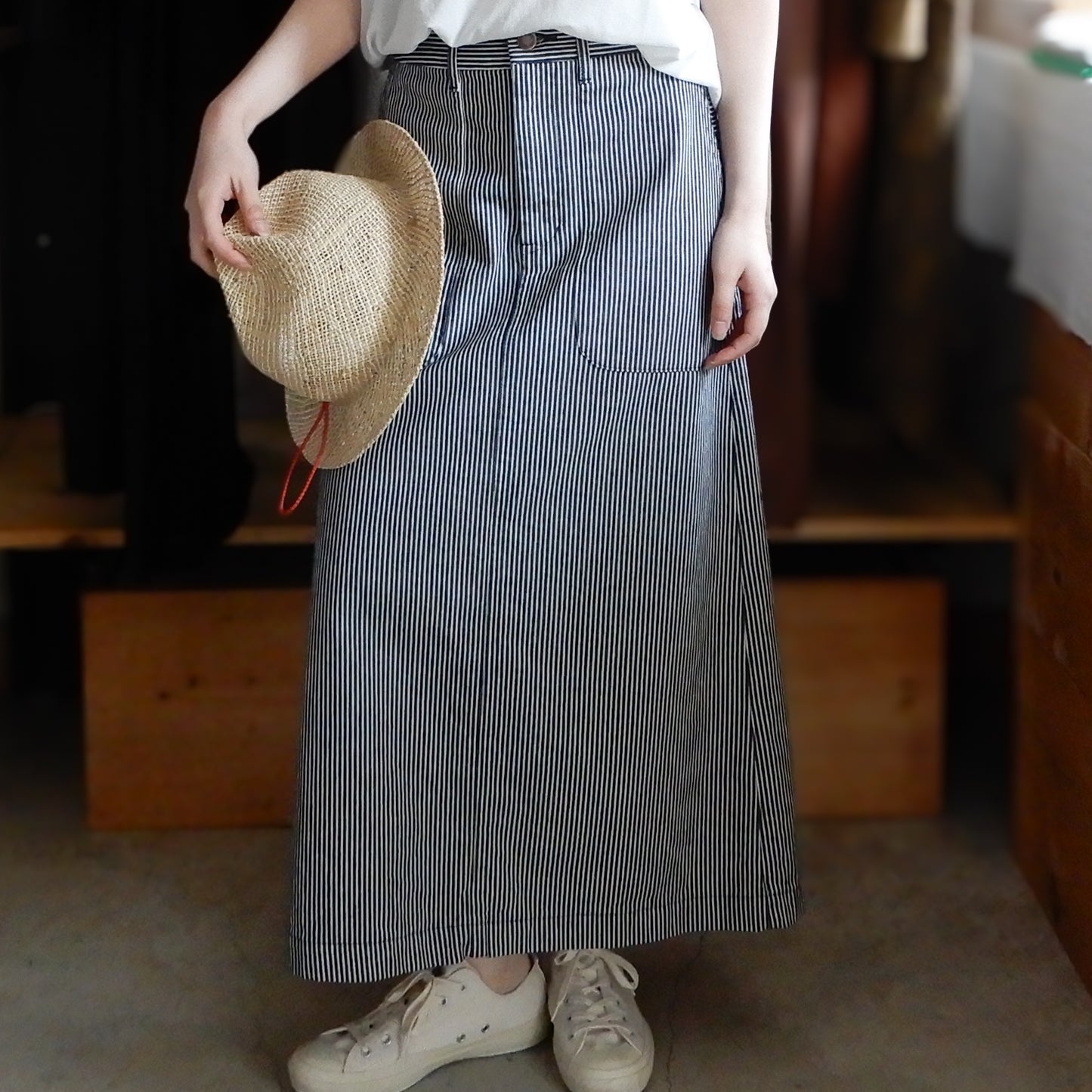 コットンヒッコリーデニムスカート Off White×Indigo