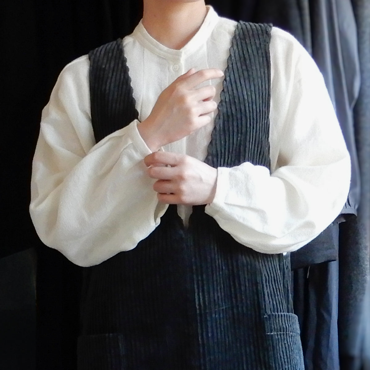 리넨 울 퍼프 슬리브 블라우스 오프 화이트
