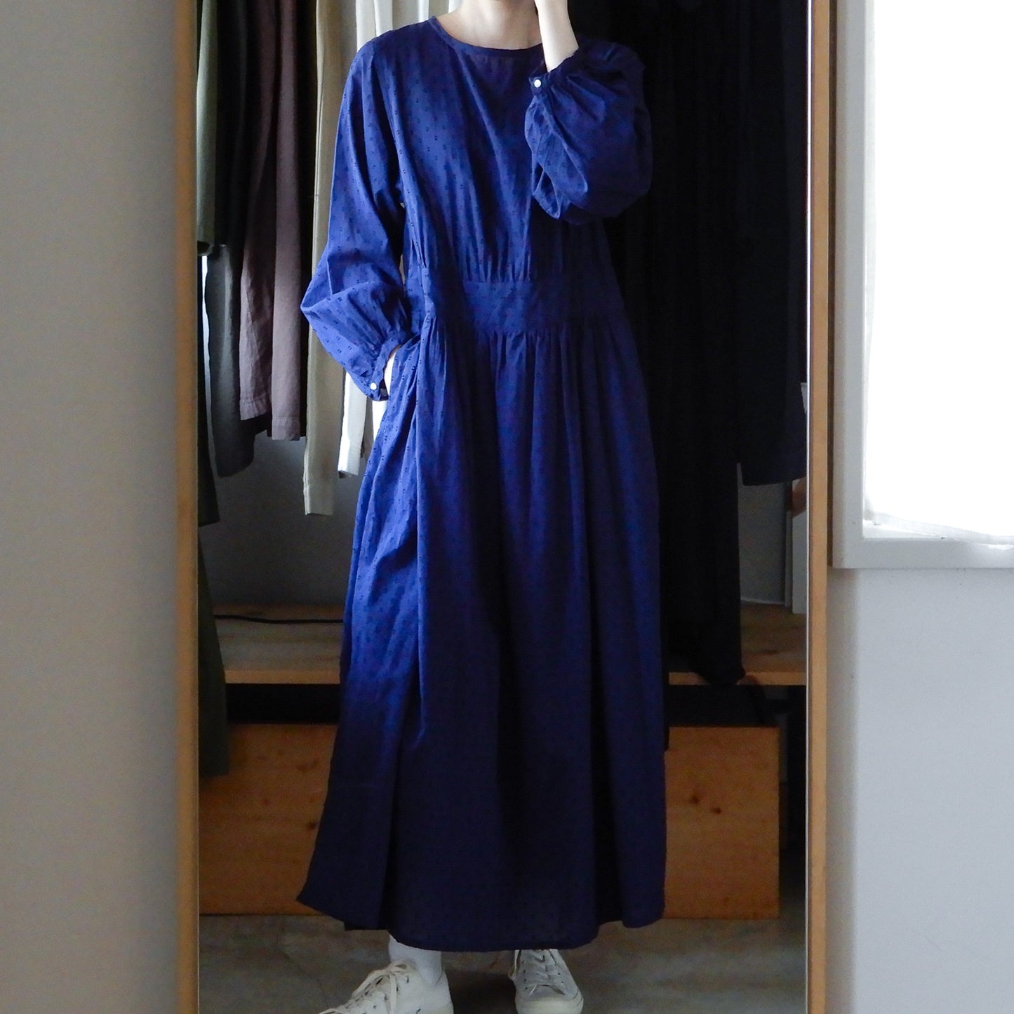 코튼 컷 도비 원피스 블루