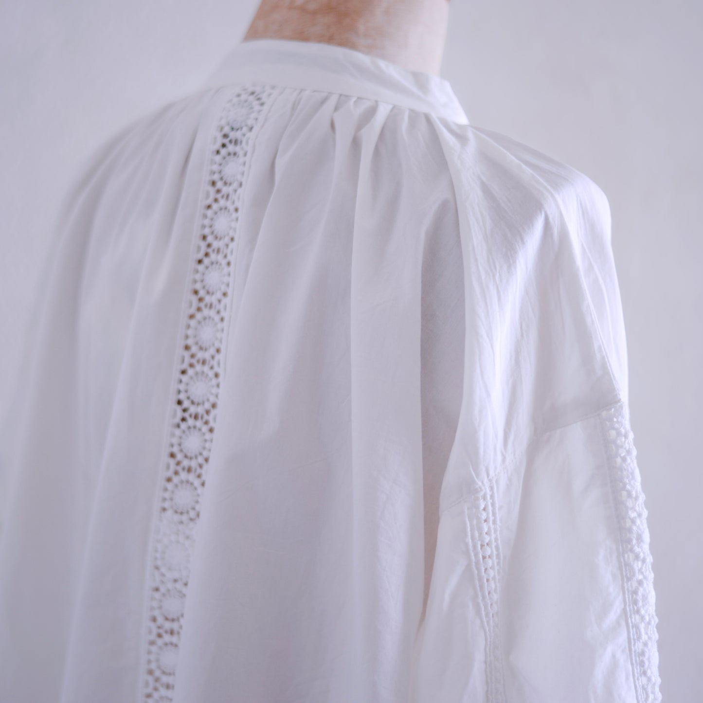 コットンスタンドレースブラウス Off White